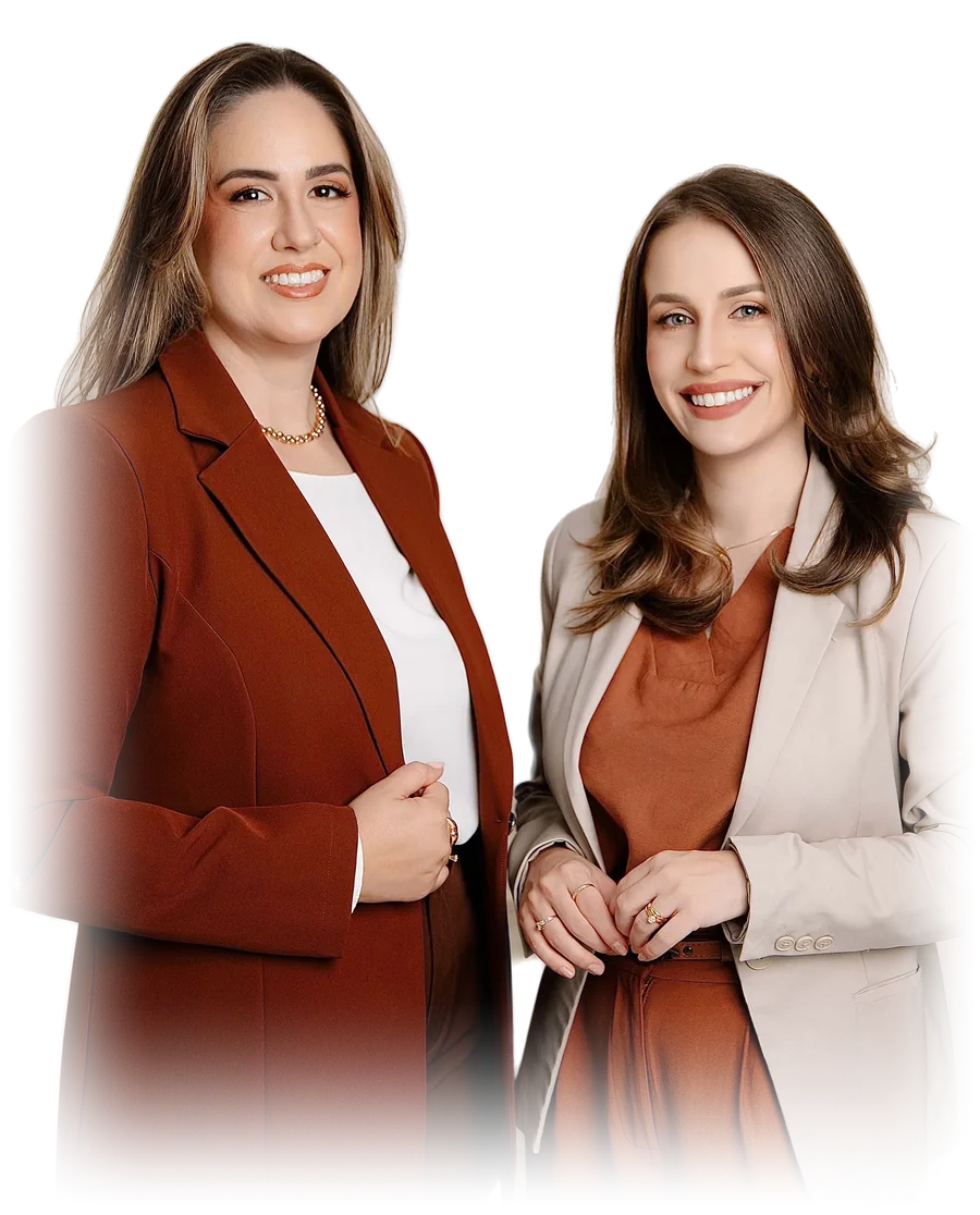 Jenyffer Acorci e Jullyana Vanso, advogadas previdenciárias e professoras do Curso Previdenciário Estratégico